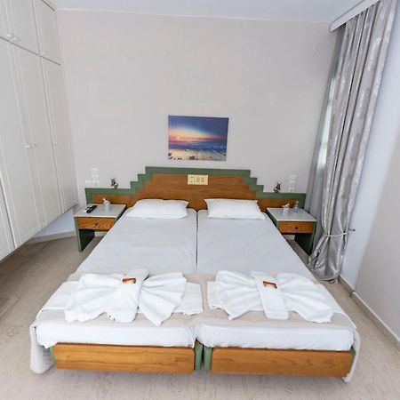 Helen Suites Херсонисос Екстериор снимка