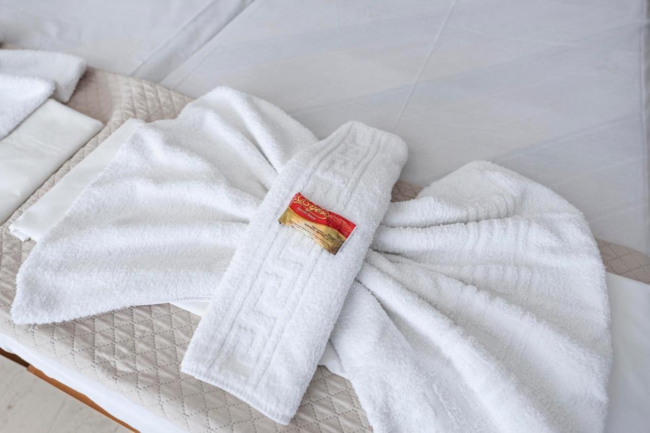 Helen Suites Херсонисос Екстериор снимка